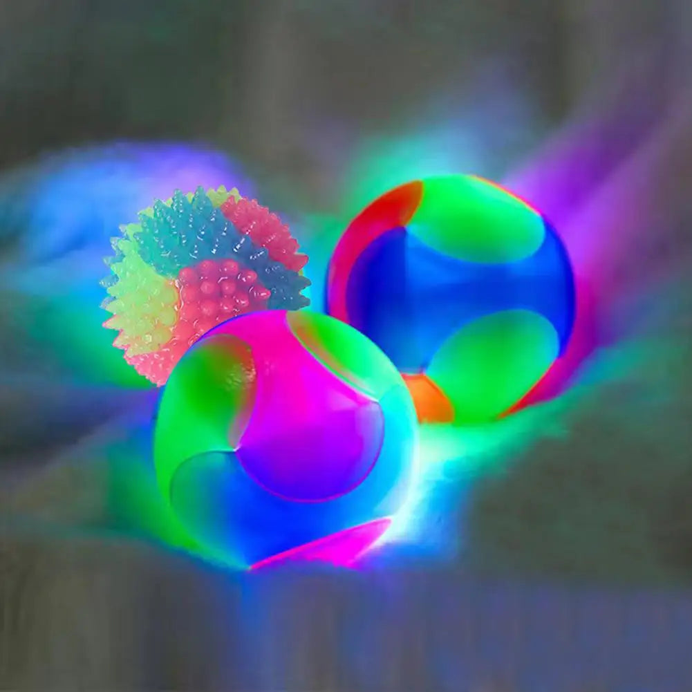 Pet Light Up Toy Ball Glowing LED Puppy Flashing Elastic Ball Toy Color Light TPR Ball Interactive Toys For Cats Small Dogs D8T4