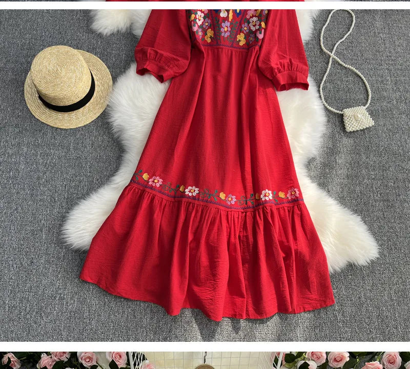 Spring/Summer Women's Travel Vacation Vintage Long Dress Bohemian Ethnic Style Embroidered Waist Tie up Cotton and Linen Dress ﻿