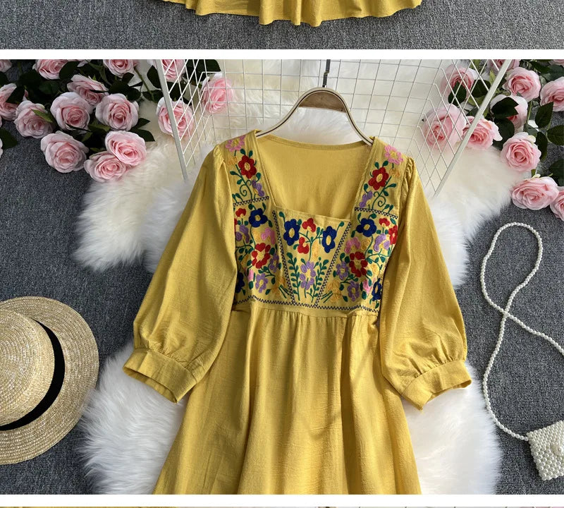 Spring/Summer Women's Travel Vacation Vintage Long Dress Bohemian Ethnic Style Embroidered Waist Tie up Cotton and Linen Dress ﻿