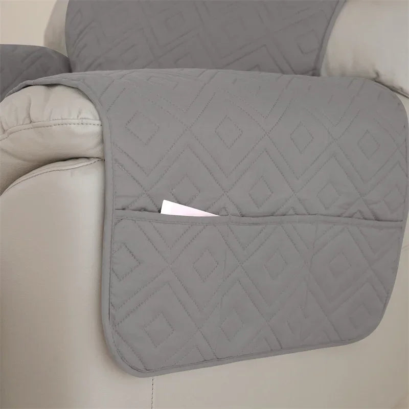 Quilted Recliner Sofa Cover Water Repellent Reclining Chair Covers Pet Kid Dogs Mat Armchairs Slipcovers with Elastic Strap