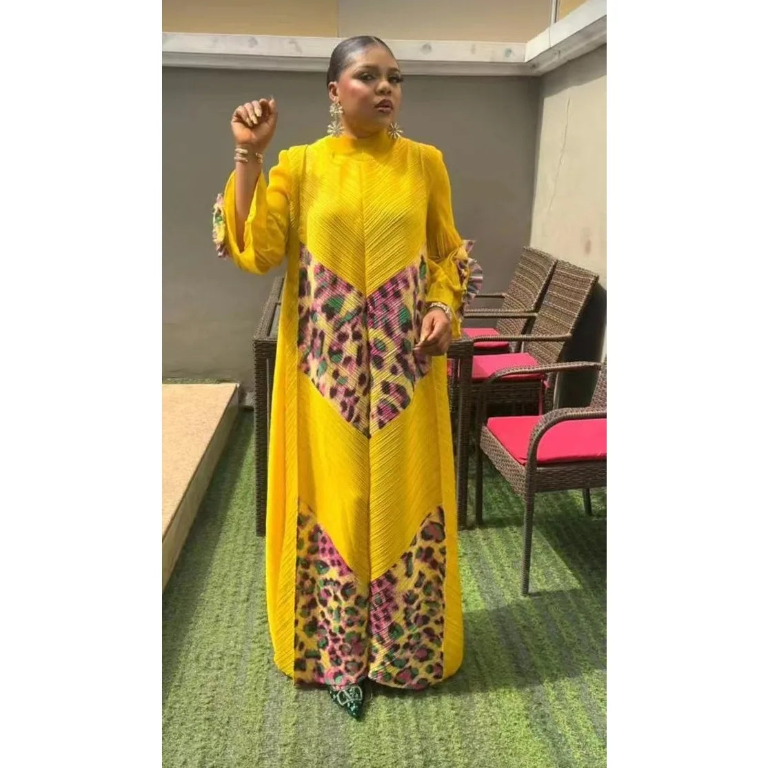 2024 Miyake Fashion Splicing Leopard Print Maxi Dress with Round Neck Hand Shake Flower Horn Sleeves Long Loose Fit Long Dress