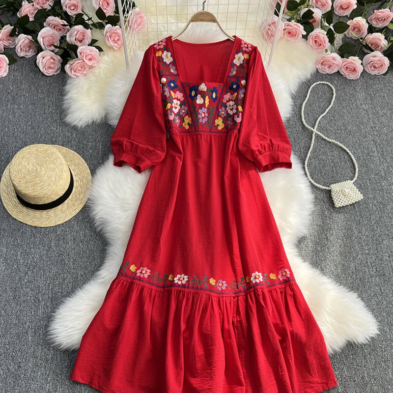 Spring/Summer Women's Travel Vacation Vintage Long Dress Bohemian Ethnic Style Embroidered Waist Tie up Cotton and Linen Dress ﻿