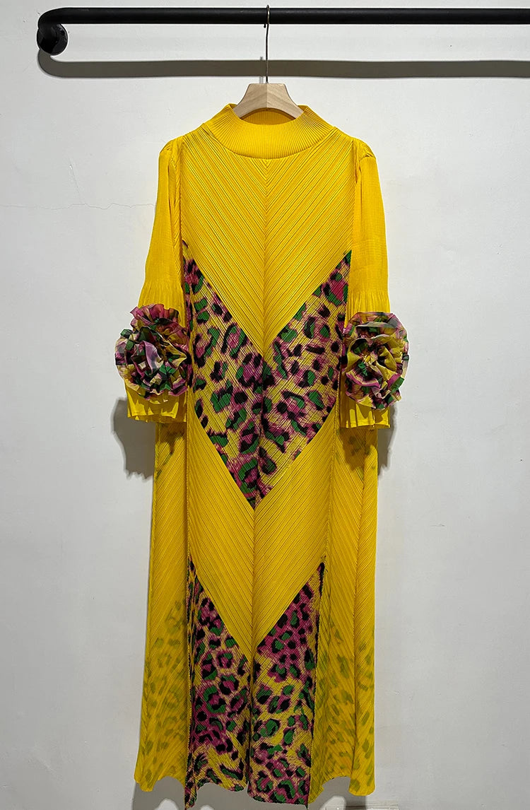 2024 Miyake Fashion Splicing Leopard Print Maxi Dress with Round Neck Hand Shake Flower Horn Sleeves Long Loose Fit Long Dress