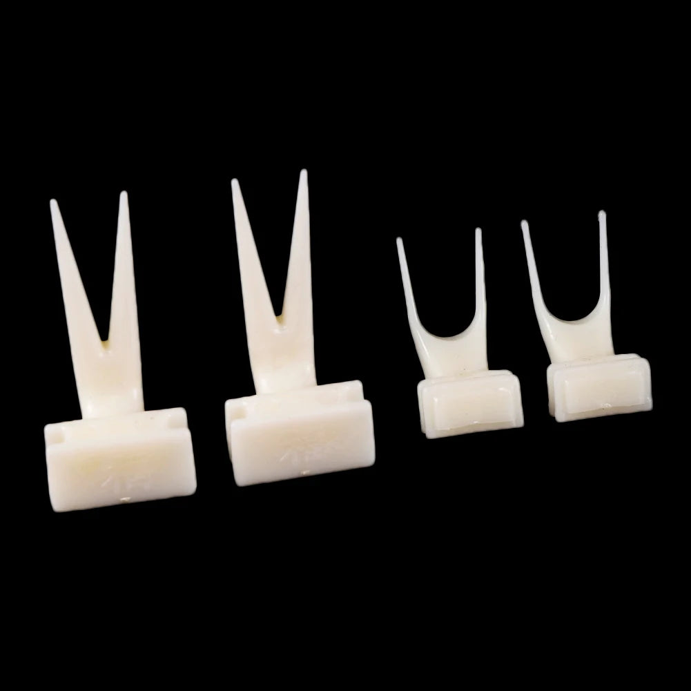 5 Pcs Bird Cage Fruit Fork Parrot Bird Feeder Pet Bird Plastic Food Holder Fruit Snack Fork Feeding Convenient Hamster Feeder